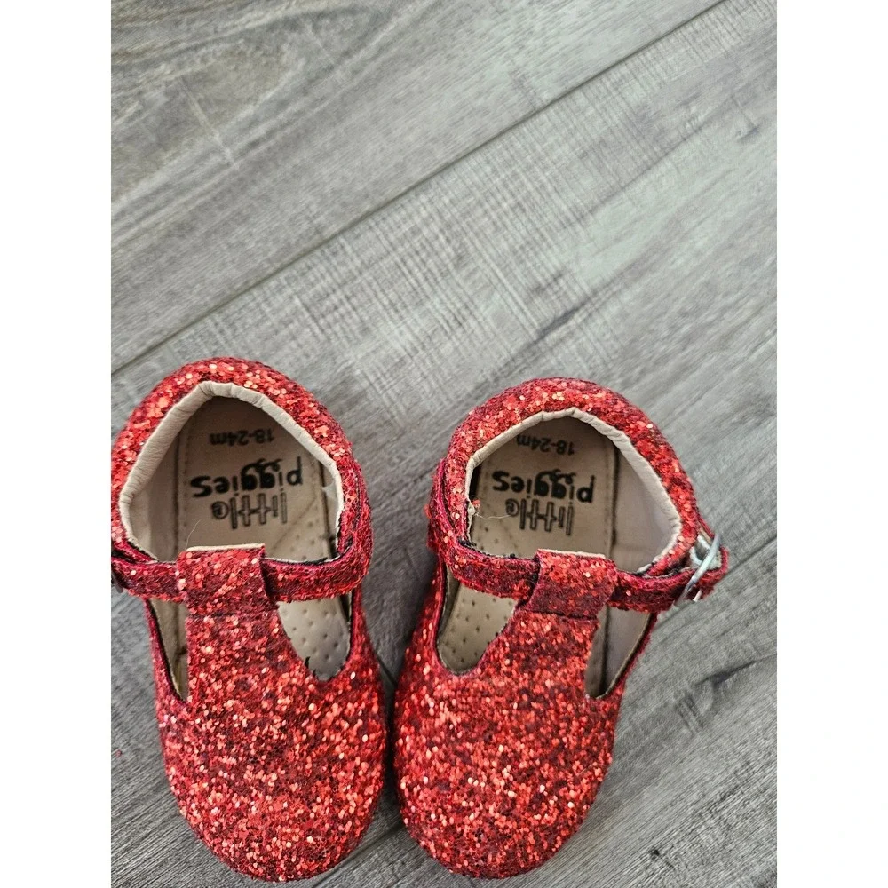 Little piggies baby girl red sparkle shoes‎ size 18-24 mos